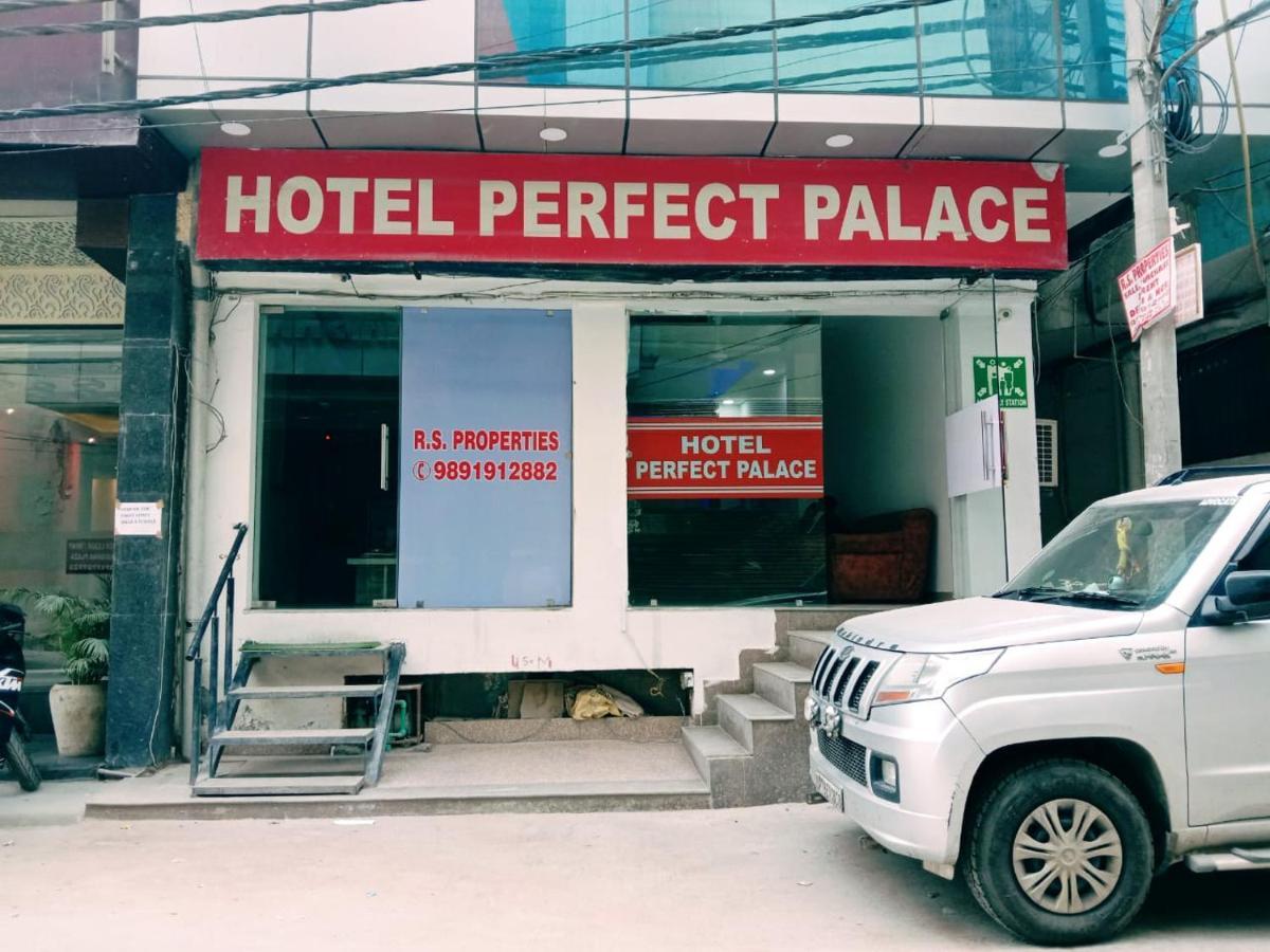 Hotel Perfect Palace Neu-Delhi Exterior foto