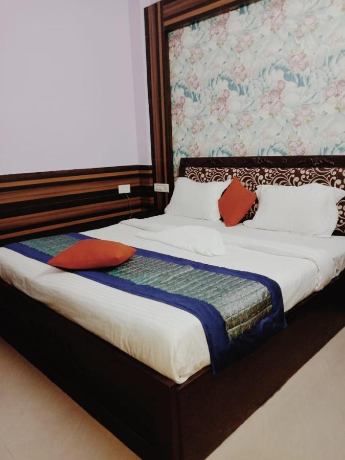 Hotel Perfect Palace Neu-Delhi Exterior foto